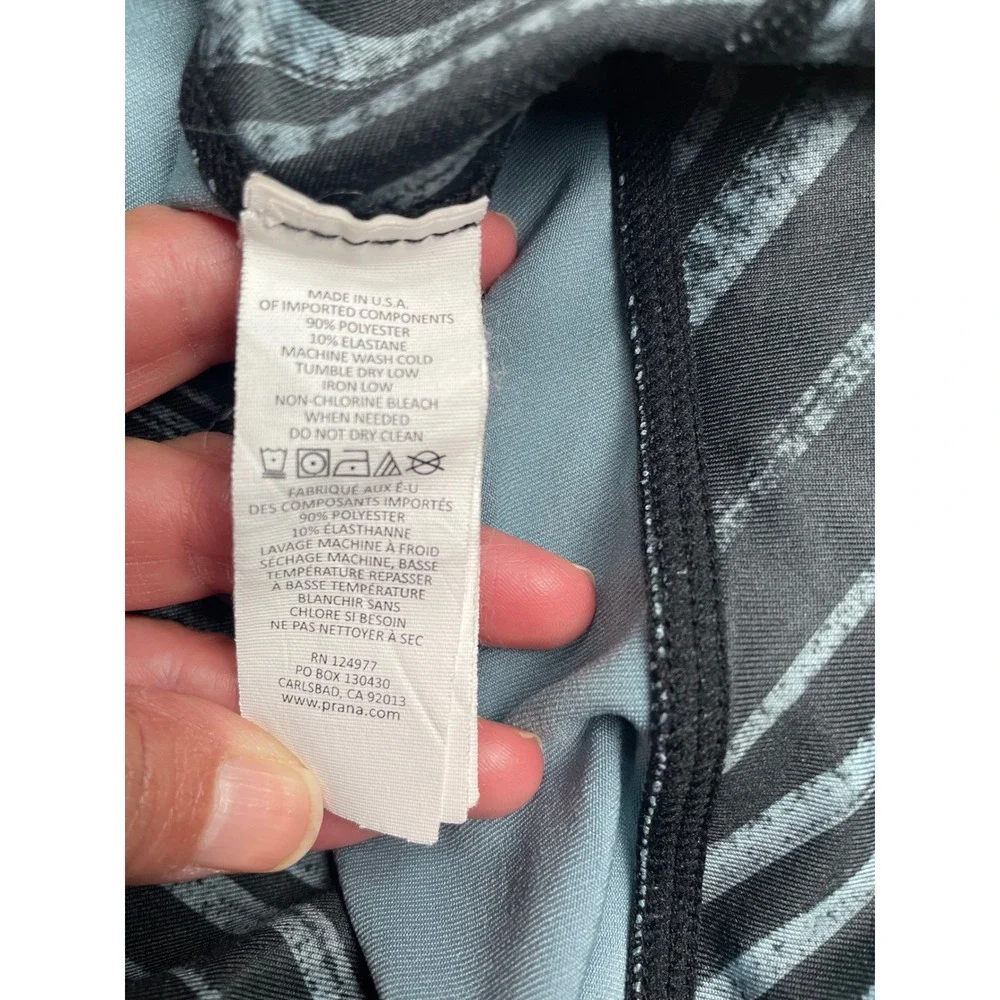 Prana Womens Grey Black Chevron Stripe‎ High Rise Athletic Yoga Shorts Size M